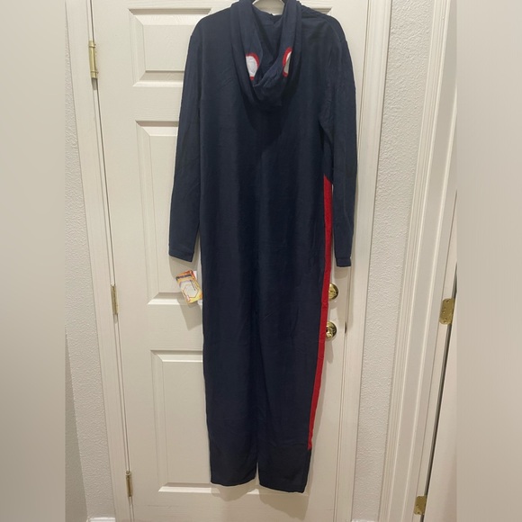 Men’s SPIDER-MAN onesie 🕷️🕸️ - Picture 3 of 3